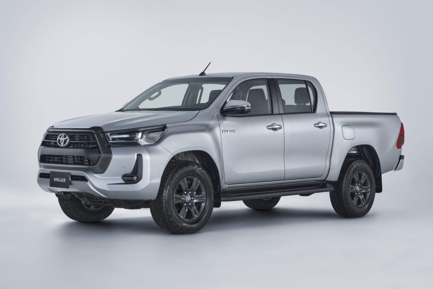 TOYOTA HILUX 2023 CORRELACION